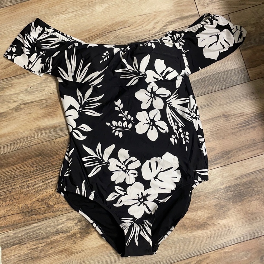 Swimsuit tummy control one piece